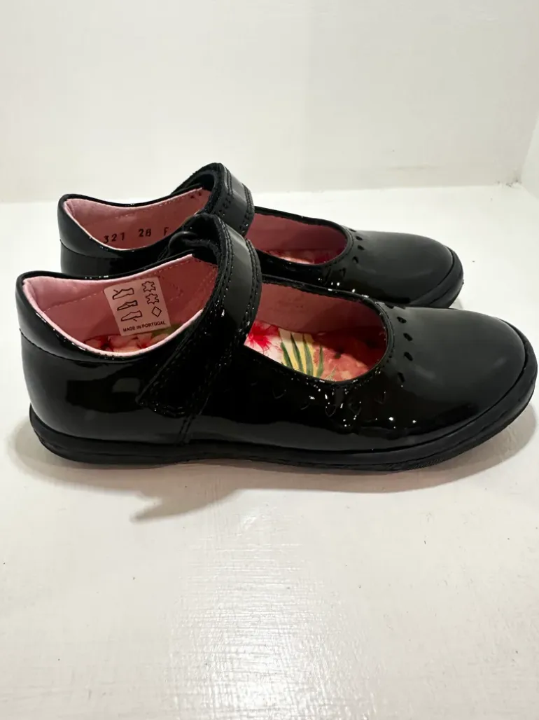 Petasil School Shoes | Gisele | Black Patent